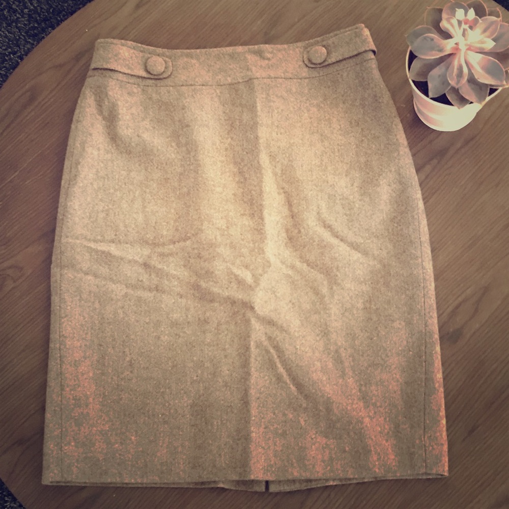 Ann Taylor Brown wool pencil skirt size 2